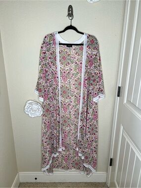 NTM Torrid Floral Paisley Kimono Cardigan Size 3/4 Boho Open Front Lightweight